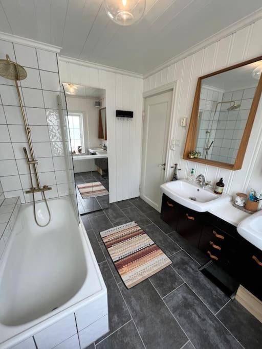 3 Bedroom Full House - Close To Ons & City Centrum Stavanger Exterior foto